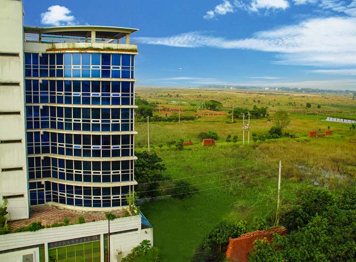 Exclusive residential and commercial land near Vatara Dhaka