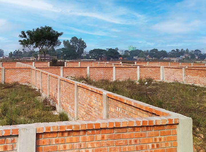 Ready Plot Near Aftab Nagar