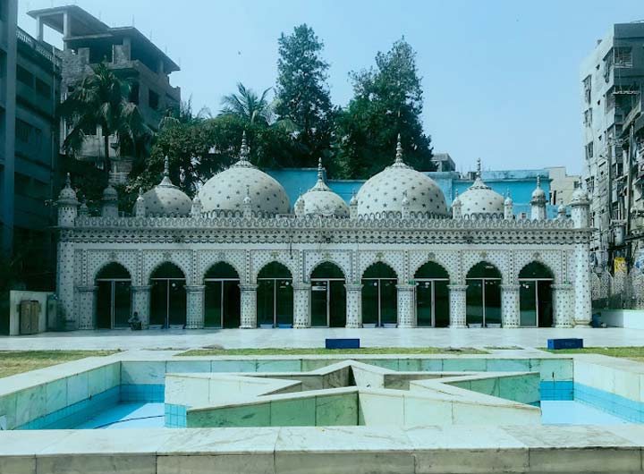 Star Mosque (Tara Masjid)